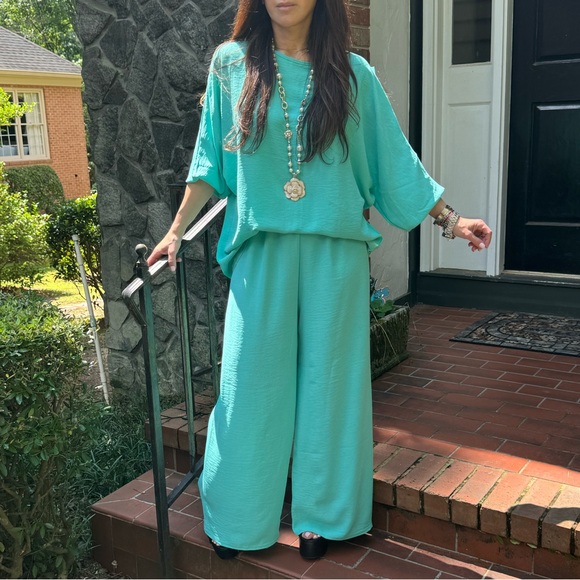 ShopEvelynne Pants - 05 Made in France Wide leg pants and top 2 Piece